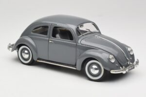 Volkswagen Export Sedan Agave Grey Maisto 1:18 100299 Métal Moulé — image 6 sur 8