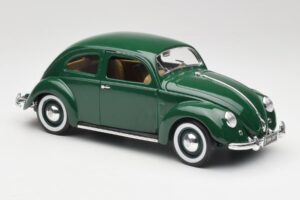 Volkswagen Export Berline Beryl Vert Maisto 1:18 31820 Métal Moulé — image 6 sur 8