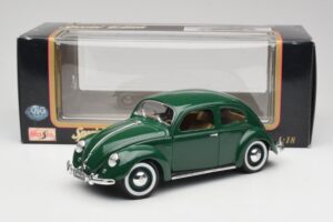 Volkswagen Export Berline Beryl Vert Maisto 1:18 31820 Métal Moulé — image 8 sur 8