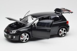Volkswagen Golf Mk6 GTI Gris Métallique Norev 1:18 188503 Métal Moulé — image 2 sur 7