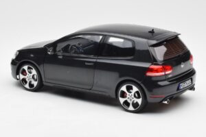Volkswagen Golf Mk6 GTI Gris Métallique Norev 1:18 188503 Métal Moulé — image 7 sur 7