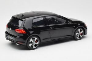 Volkswagen Golf Mk7 GTI Noir Norev 1:18 188550 Métal Moulé — image 3 sur 8
