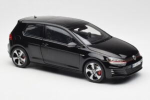 Volkswagen Golf Mk7 GTI Noir Norev 1:18 188550 Métal Moulé — image 6 sur 8