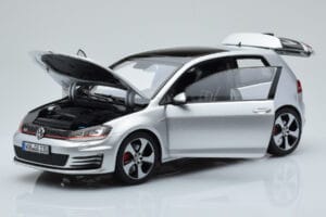 Volkswagen Golf GTI Mk7 Reflex Argent Norev 1:18 188551 Métal Moulé — image 2 sur 8