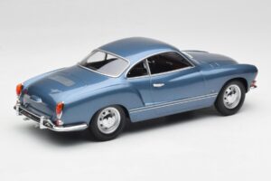 Volkswagen Karmann Ghia Coupé Neptune Bleu Minichamps 1:18 155054022 Métal Moulé — image 2 sur 6