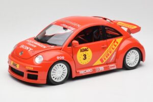 Volkswagen New Beetle Cup Bburago 1:18 3329 Métal Moulé