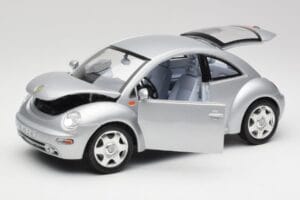 Volkswagen New Beetle Reflex Argent Métallisé Bburago 1:18 3322 Métal Moulé — image 2 sur 8