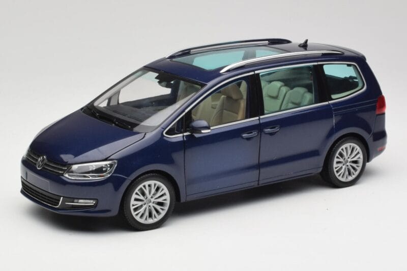 Volkswagen Sharan 7N Shadow Bleu Métallique Minichamps 1:18 110051100 Métal Moulé