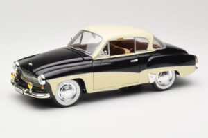Wartburg 311 Coupé Noir & Beige Revell 1:18 8419 Métal Moulé