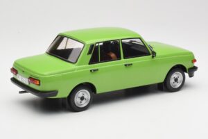Wartburg 353 Vert MCG 1:18 MCG18062 Métal Moulé — image 2 sur 6