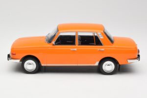 Wartburg 353 Orange MCG 1:18 MCG18061 Métal Moulé — image 3 sur 6