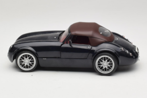 Wiesmann Roadster MF Carbon Black Revell 1:18 WIESMANN001 Métal Moulé — image 5 sur 9