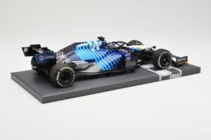 Williams Racing Mercedes FW43B #63 G. Russell Saudi Arabian GP 2021 Minichamps 1:18 117212263 Métal Moulé — image 3 sur 6