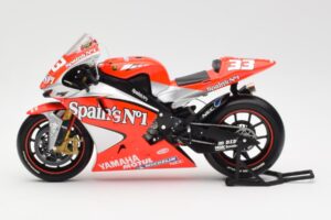Yamaha YZR-M1 Gauloises Fortuna Yamaha #7 C. Checa MotoGP 2004 Minichamps 1:12 122043007 Métal Moulé