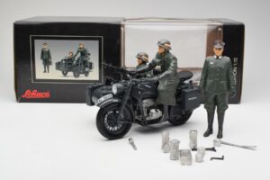 Zundapp KS 750 Side-Car Walkure Schuco 1:10 450651900 Métal Moulé — image 7 sur 7