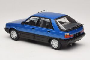 Renault 11 TXE Blue Metallic MCG 1:18 MCG18591 Métal Moulé — image 5 sur 6