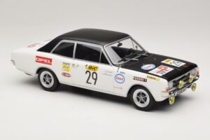 Opel Commodore A #29 J-L. Clarr / J-P. Peyroux Tour de France Automobile 1971 MCG 1:18 MCG18562R Métal Moulé — image 4 sur 6