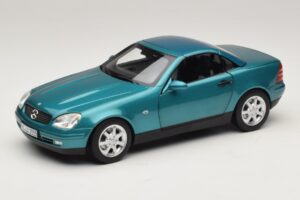 Mercedes SLK R170 Vivianite Green Norev 1:18 183021 Métal Moulé — image 3 sur 10