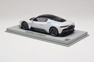 Maserati MC20 Bianco Audace BBR 1:18 P18191AMAS Résine — image 4 sur 6