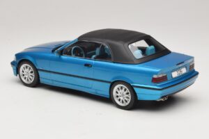 BMW 3 Series E36 Cabriolet Bleu Métallisé MCG 1:18 MCG18319 Métal Moulé — image 6 sur 7