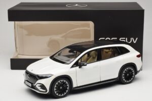 Mercedes EQS SUV X296 Manufaktur Diamond White NZG 1:18 B66960590 Métal Moulé — image 8 sur 8