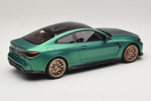 BMW M4 CS G82 Frozen Isle of Man Green GT Spirit 1:18 GT994 Résine — image 2 sur 6