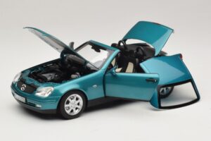 Mercedes SLK R170 Vivianite Green Norev 1:18 183021 Métal Moulé — image 2 sur 10