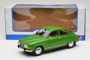 Saab 96 V4 Vert MCG 1:18 MCG18655 Métal Moulé — image 6 sur 6