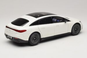 Mercedes EQS V297 Manufaktur Opalite White NZG 1:18 B66961049 Métal Moulé — image 3 sur 8