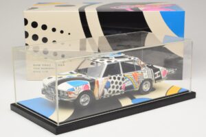 BMW 2500 E3 New Horizon Minichamps 1:18 155029204 Résine — image 6 sur 6