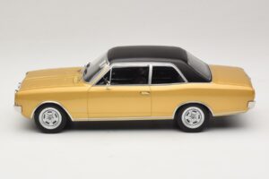 Opel Commodore A Beige MCG 1:18 MCG18559 Métal Moulé — image 3 sur 6