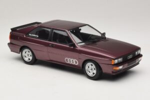 Audi Quattro Purple Metallic Minichamps 1:18 155016125 Métal Moulé — image 4 sur 6