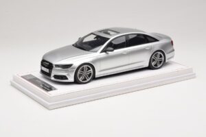 Audi S6 C7 Florett Silver Metallic IVY Merit 1:18 REMC038 Résine — image 2 sur 7