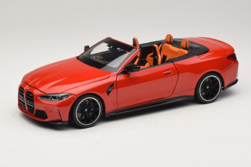 BMW M4 G83 Cabriolet Red Metallic Minichamps 1:18 110021030 Métal Moulé