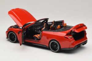 BMW M4 G83 Cabriolet Red Metallic Minichamps 1:18 110021030 Métal Moulé — image 5 sur 8