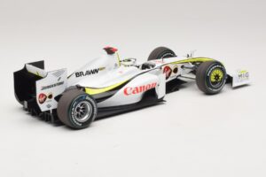 Brawn GP BGP001 #22 J. Button Singapore GP 2009 Minichamps 1:18 180090222 Résine — image 2 sur 7