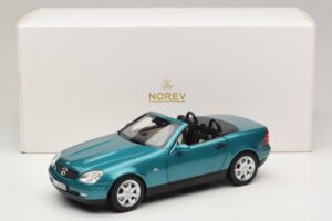 Mercedes SLK R170 Vivianite Green Norev 1:18 183021 Métal Moulé — image 10 sur 10