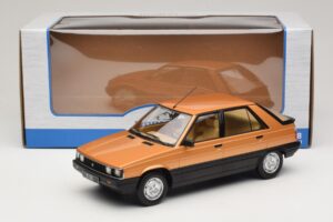 Renault 11 GTL Or MCG 1:18 MCG18590 Métal Moulé — image 6 sur 6