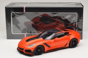 Chevrolet Corvette C7 ZR1 Rouge IXO 1:18 U18RDC001-FO Métal Moulé — image 8 sur 8