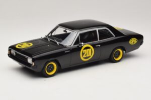 Opel Rekord C #201 Black Widow MCG 1:18 MCG18560 Métal Moulé