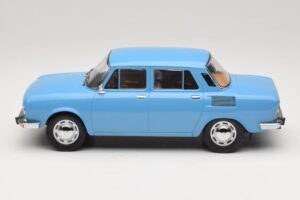 Skoda 100 LS Bleu Clair MCG 1:18 MCG18782 Métal Moulé — image 3 sur 6
