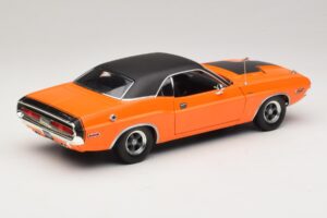 Dodge Challenger R/T Fast & Furious Darden's Car Greenlight 1:18 12846 Métal Moulé — image 3 sur 8