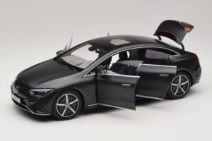 Mercedes EQE V295 Graphite Grey Magno NZG 1:18 B66961108 Métal Moulé — image 2 sur 8