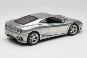 Ferrari 360 Modena Argent Chromé Hot Wheels 1:18 27774 Métal Moulé — image 3 sur 8