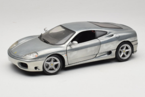 Ferrari 360 Modena Argent Chromé Hot Wheels 1:18 27774 Métal Moulé