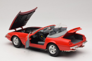 Ferrari 365 GTS/4 Spider Rouge Techno Giodi 1:18 40028-P1 Métal Moulé — image 5 sur 8