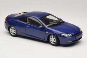 Ford Cougar Bleu Action 1:18 ACTION001 Métal Moulé — image 6 sur 8