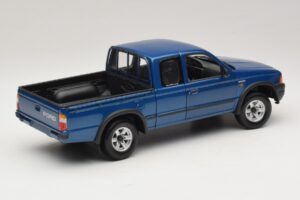 Ford Ranger Super Cab Bleu Action 1:18 ACTION002 Métal Moulé — image 3 sur 8