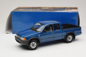 Ford Ranger Super Cab Bleu Action 1:18 ACTION002 Métal Moulé — image 8 sur 8