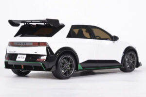 Hyundai Ioniq 5 N DK Edition Atlas White Matt Otto 1:18 OT1227 Résine — image 2 sur 5